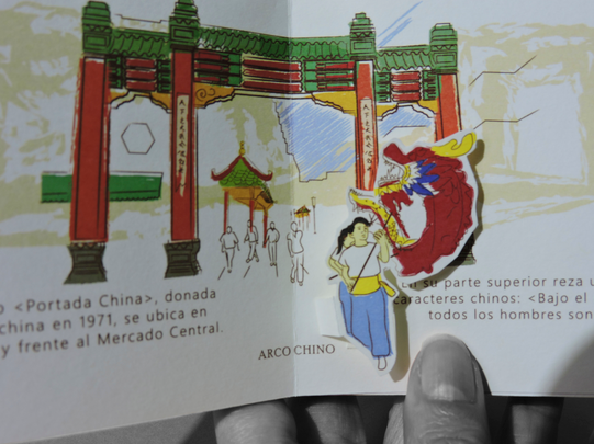 {'language': [{'attrs': {'id': '2'}, 'value': 'LIMA CIUDAD DE LOS REYES (Pop-up book)'}, {'attrs': {'id': '3'}, 'value': 'LIMA CIUDAD DE LOS REYES (Pop-up book)'}]}