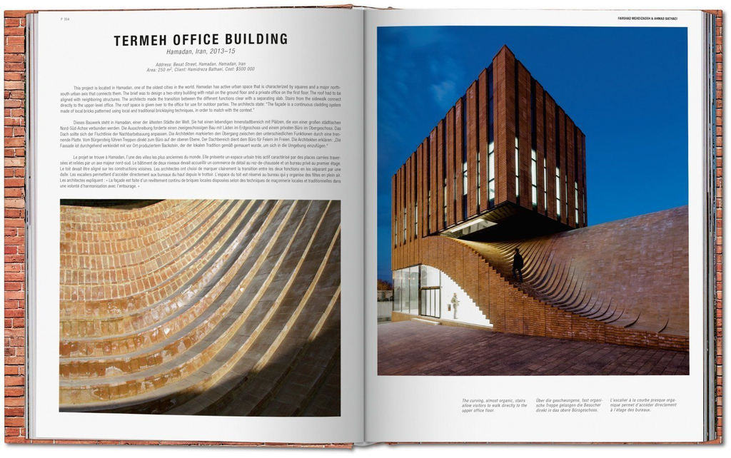 {'language': [{'attrs': {'id': '2'}, 'value': '100 CONTEMPORARY BRICK BUILDINGS (estuche)'}, {'attrs': {'id': '3'}, 'value': '100 CONTEMPORARY BRICK BUILDINGS (ESTUCHE)'}]}