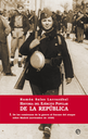 {'language': [{'attrs': {'id': '2'}, 'value': 'HISTORIA DEL EJÉRCITO POPULAR DE LA REPÚBLICA'}, {'attrs': {'id': '3'}, 'value': 'HISTORIA DEL EJÉRCITO POPULAR DE LA REPÚBLICA'}]}