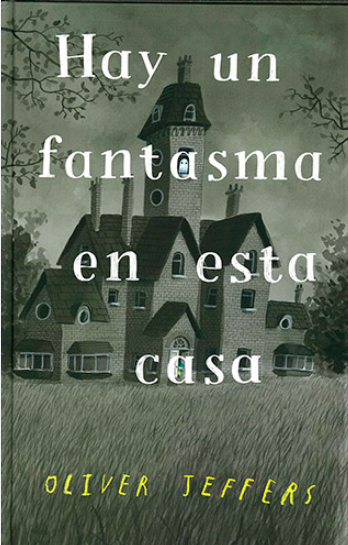 HAY UN FANTASMA EN ESTA CASA