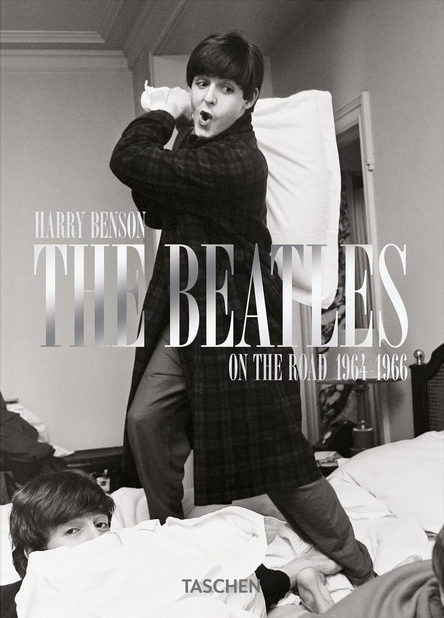 HARRY BENSON. THE BEATLES