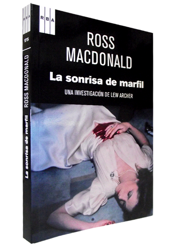 LA SONRISA DE MARFIL